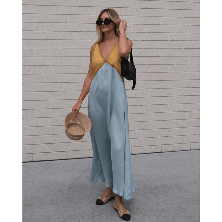 RENATA | V-NECK DRESS