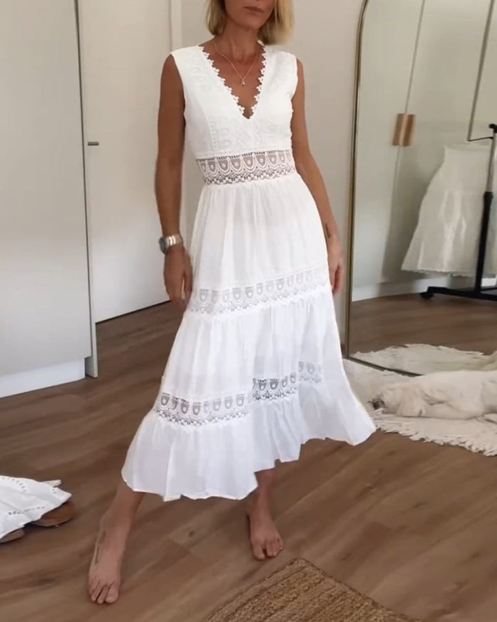 Kim | Lace Dress with V-Neck (Almost Sold Out)
