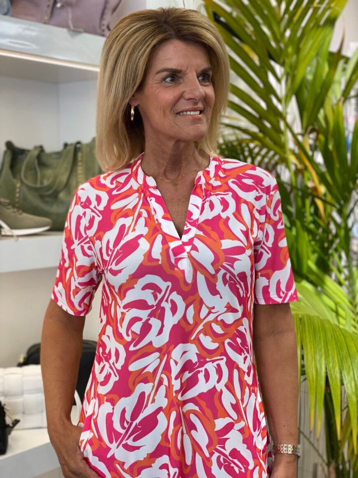 Eleonora™ | Dress with V-Neck.